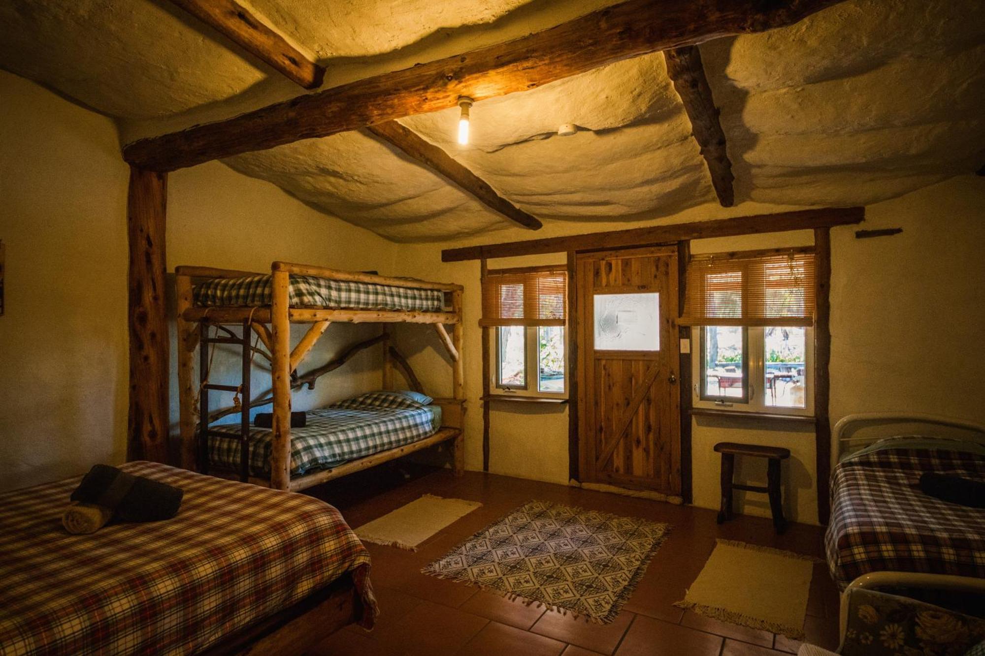 Pilliga Pottery Creative Farmstay Кунабарабран Номер фото