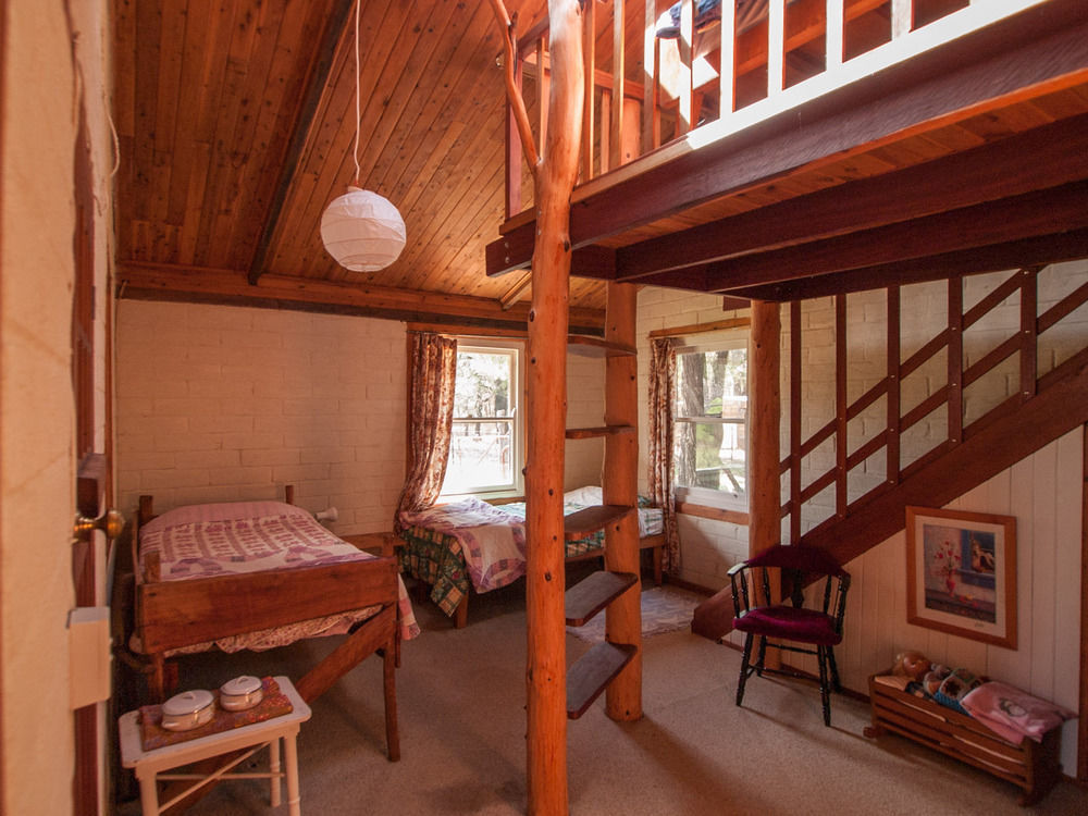 Pilliga Pottery Creative Farmstay Кунабарабран Экстерьер фото