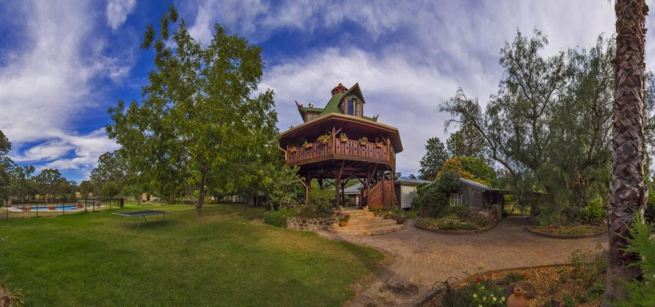 Pilliga Pottery Creative Farmstay Кунабарабран Экстерьер фото